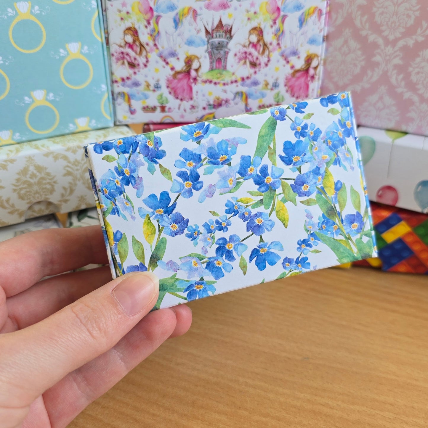 Daisy Loves Blue | Little Gift Box | Soap Bar Sized | Single or 6 Boxes | 57x88x30mm